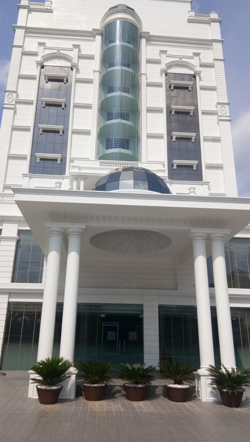 Kazhakuttam Hotel Karthika Park מראה חיצוני תמונה