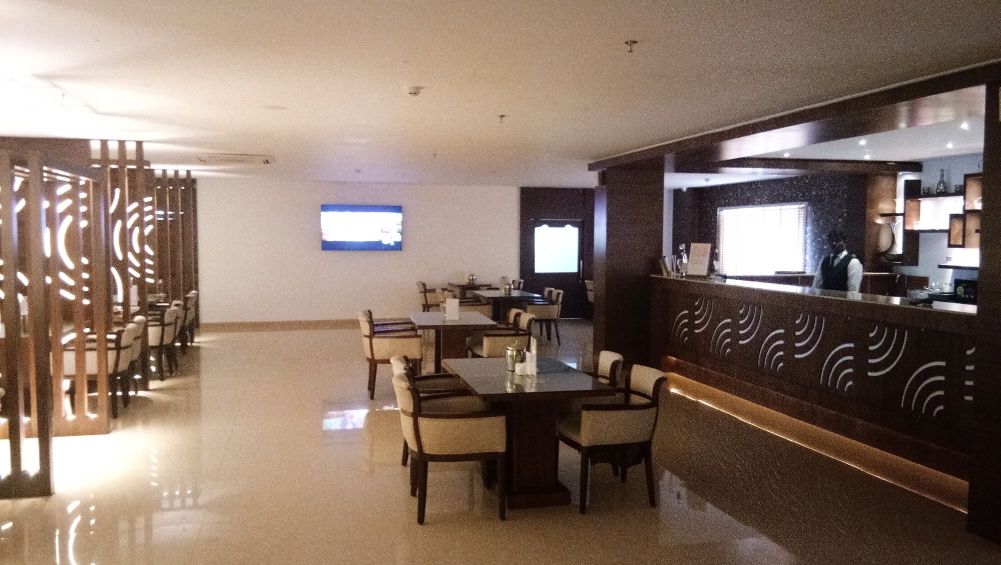 Kazhakuttam Hotel Karthika Park מראה חיצוני תמונה